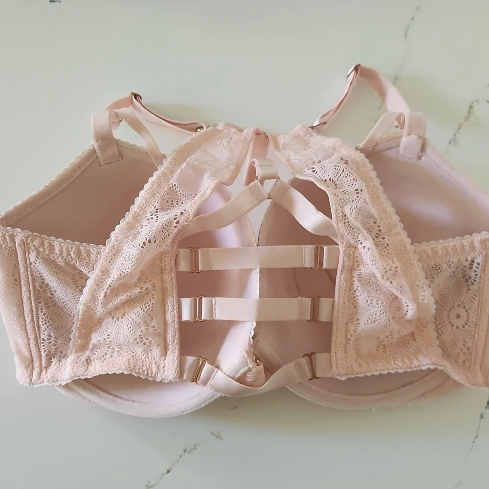 Victoria's Secret Very Sexy Push-up Lace Eyelet Cage Bra
